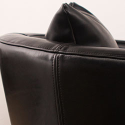 Tovano Swivel Black Leather Chair with Cushion