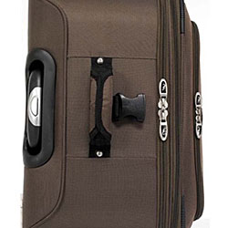Atlantic Expanse 25-inch Rolling Upright Luggage