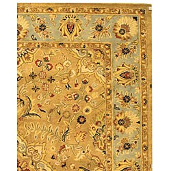 Handmade Classic Heirloom Beige Wool Rug (5' x 8')