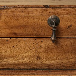 Indigo Chest (Indonesia)