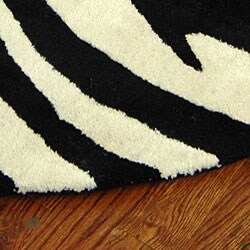 Handmade Soho Zebra Wave White/ Black New Zealand Wool Rug (6' Round)