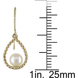 10k Gold Pear-shape FW Pearl Earrings (4.5-5 mm)
