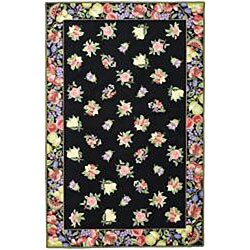 Hand-hooked Fruit Harvest Black Wool Rug (5'3 x 8'3)