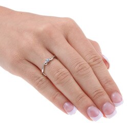 10k White Gold 1/10ct TDW Blue Diamond Promise Ring