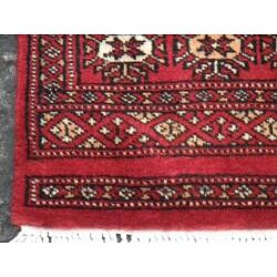 Pakistani Hand-knotted Red/Ivory Bokhara Wool Rug (2'6 x 10')