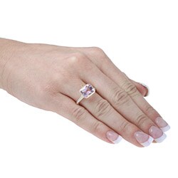 10k Yellow Gold Pink Amethyst and 1/6ct TDW Diamond Ring (H-I, I2-I3)