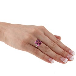 Viducci 10k Gold Pink Topaz and 1/10ct TDW Diamond Ring (G-H, I1-I2)
