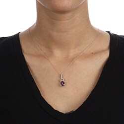 Viducci 10k Gold Amethyst and 1/10ct TDW Diamond Necklace (G-H, I1-I2)