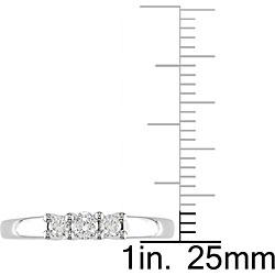 14kt White Gold 1/4ct TDW Round Diamond Three-Stone Ring (J-K/ I2-I3)