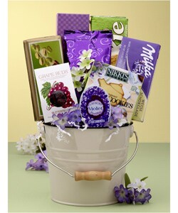 Simply Classic Gift Basket