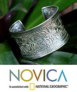 'Moon Flower' Bracelet (Thailand)