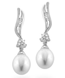 14k Gold FW Pearl and 1/6ct TDW Diamond Earrings