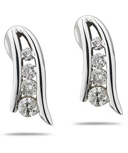 14k Gold 1/4ct TDW Diamond Journey Earrings (I-J, I1-2)