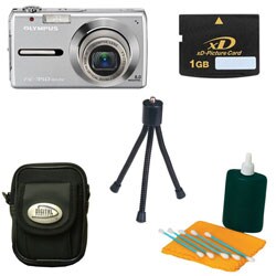Olympus FE-350 8MP Silver Digital Camera Kit