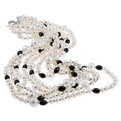 Maddy Emerson Freshwater Pearl and Agate Necklace (9-10 mm)