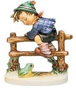 Hummel Retreat to Safety Figurine