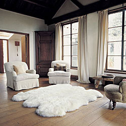 Bowron Sexto Sheepskin Ivory Pelt Rug (4'10 x 5'11)