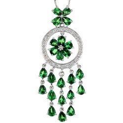 18k Gold Green Garnet and 1/10ct TDW Diamond Necklace