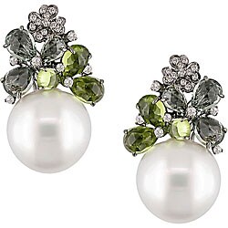 18k Gold South Sea Pearl/ 1/2ct TDW Diamond Earrings (G-H-I, SI) (15-16 mm)