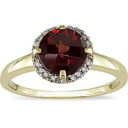 10k Yellow Gold Garnet and Diamond Ring