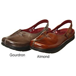 Earth Women's 'Express' Slip-on Clogs
