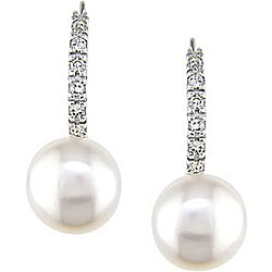 10k White Gold FW Pearl and 1/10ct TDW Diamond Earrings (8-9 mm)