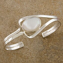 Sterling Silver Mother of Pearl Cuff Bracelet (Thailand)
