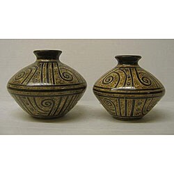 Handmade Pair of Vases (Nicaragua)