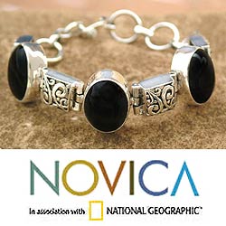 Sterling Silver 'Floral Legends' Onyx Bracelet (India)