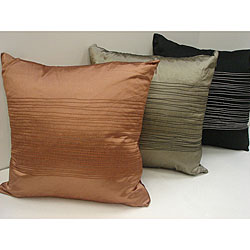 Sherry Kline 18-inch Taffeta Throw Pillows (Set of 4)