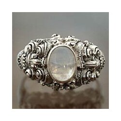 Silver 'Goodness' Men's Moonstone Solitaire Ring (Indonesia)