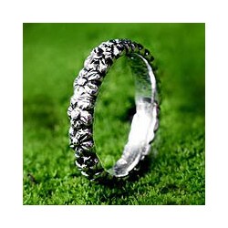 Sterling Silver 'Silver Garland' Ring (Indonesia)