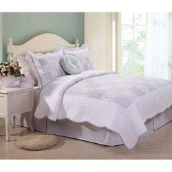 Finch Cove Quilt Set