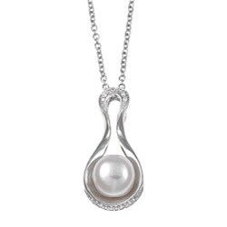 Sterling Silver Freshwater Pearl and Cubic Necklace (9-10 mm)