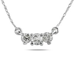 14k White Gold 1/4ct TDW White Diamond Three-stone Necklace (I-J, I1-I2)
