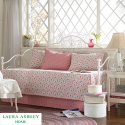 Laura Ashley Carlie Pink 5-piece Day Bed Quilt Set