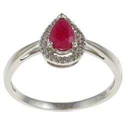 Viducci 10k Gold Ruby and 1/10ct TDW Diamond Ring (G-H, I1-I2)