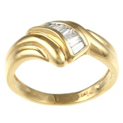 18k Yellow Gold 1/5ct TDW Diamond Ocean Wave Ring (H-I, I2-I3)