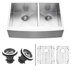 Vigo 33-inch Farmhouse Stainless Steel Kitchen Sink/ Two Grids/ Two Strainers