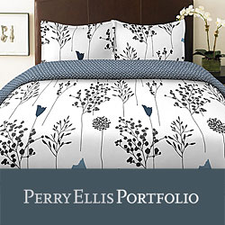 Perry Ellis Asian Lilly White Full/ Queen-size 3-piece Duvet Cover Set