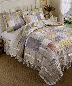 Whispering Springs Cotton Quilt Set