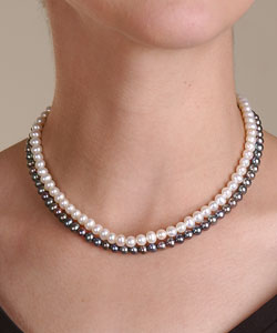 DaVonna 14k Gold Black/ White Cultured FW Pearl  Necklace (5.5-6 mm/ 18 in)