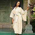 Rayon 'Bali Arabesques' Batik Robe (Indonesia)