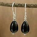 Sterling Silver 'Mughal Dancer' Onyx Dangle Earrings (India)