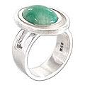Silver 'Peaceful Gaze' Jade Ring (Peru)
