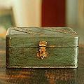 Mango Wood Handcrafted 'Jaipur Jade' Brass Box (India)