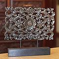 Rain Tree Wood Handcrafted 'Floral Magnificence' Sculpture (Thailand)