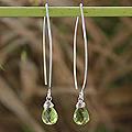 Sterling Silver Handcrafted 'Sublime' Peridot Earrings (Thailand)