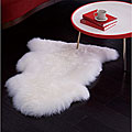 Alexa Single Natural Soft Sheepskin/ Wool Shag Rug (2' x 3')
