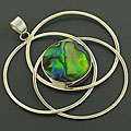 Sterling Silver Green Rainbow Abalone Ringlet Pendant (Indonesia)